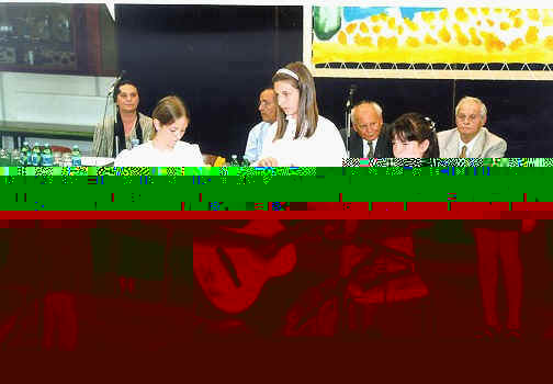 A Gyermekkzpont Magyarorszg konferencia megnyitja. Az elnksgben Gncz rpd, Vsrhelyi Mikls s Vekerdy Tams
